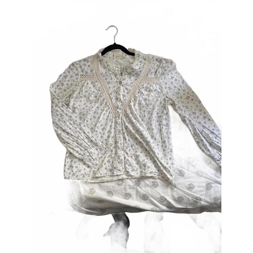 Women's 100% cotton Floral Button-Up Blouse